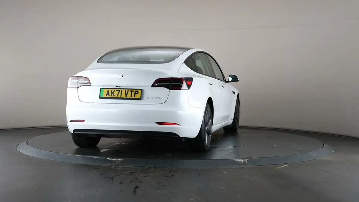 2021-tesla-model-3-e-long-range-awd-big-63