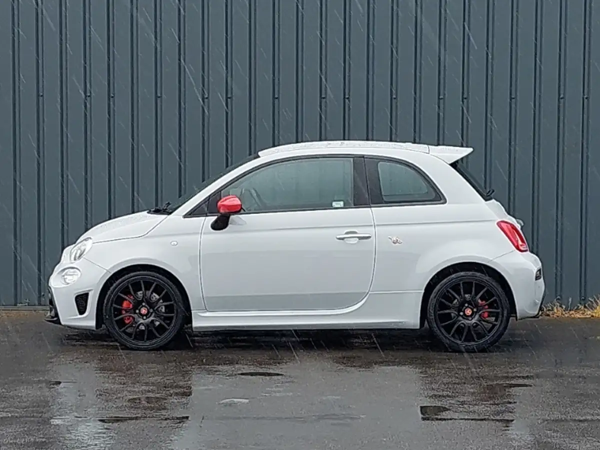 2021-abarth-595-14-tjet-competizione-big-3