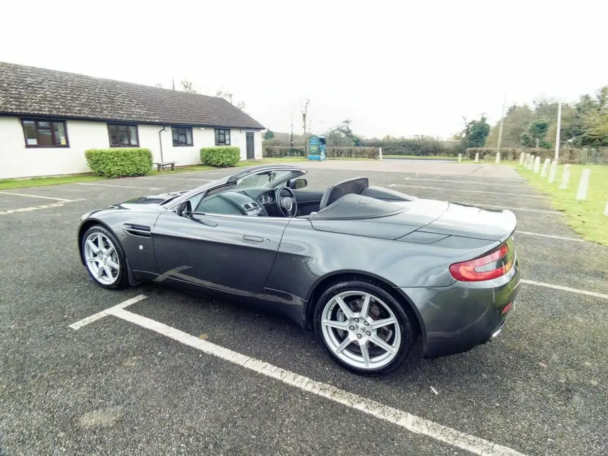 2007-aston-martin-vantage-43-roadster-convertible-big-19