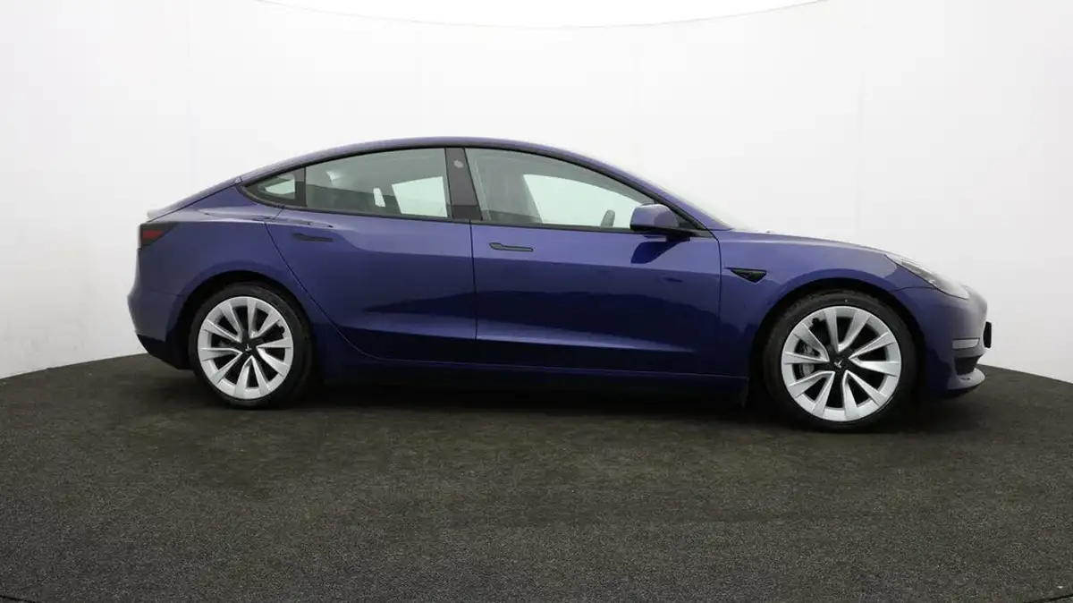 2021-tesla-model-3-e-long-range-4x4-big-34