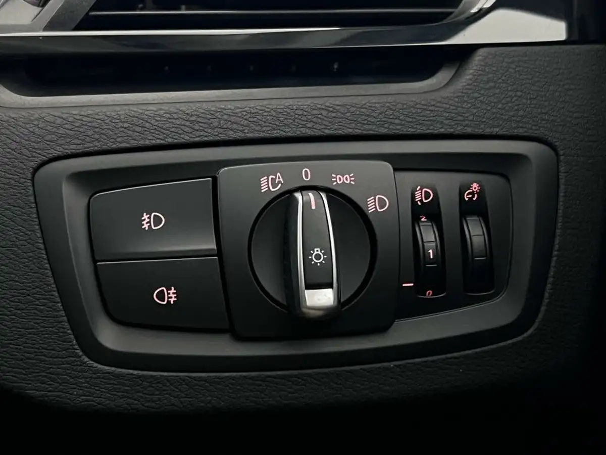 2020-bmw-x1-20-sdrive20i-se-189bhp-big-34
