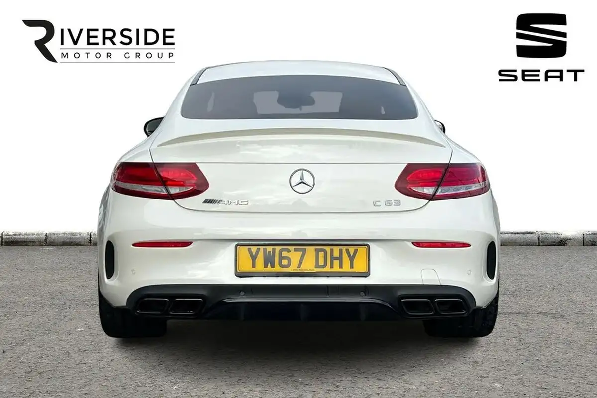 2017-mercedes-benz-c-class-40-c63-amg-premiumss-coupe-2d-speedshift-mct-big-9