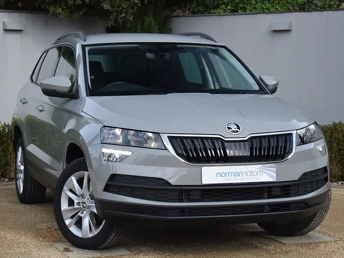 2022-skoda-karoq-15-tsi-se-technology-big-6