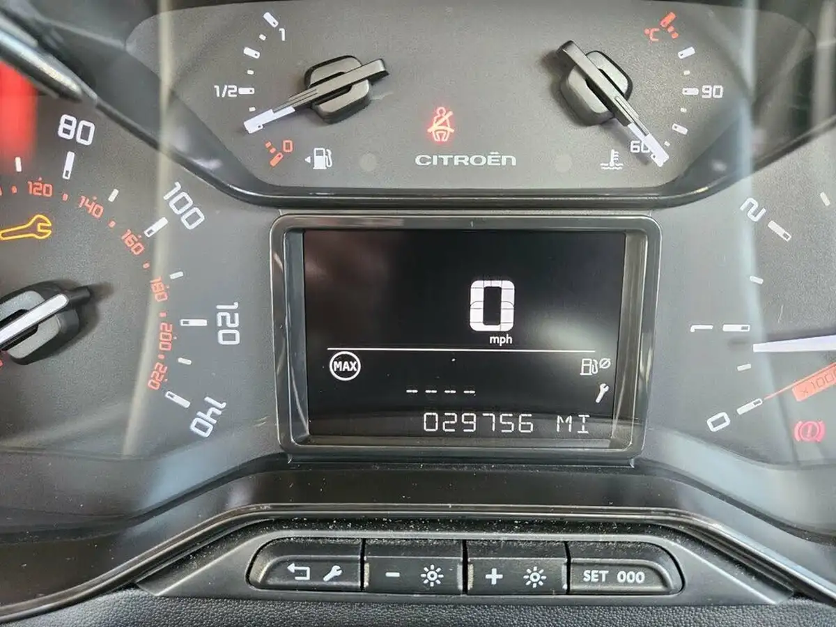 2021-citroen-c3-12-puretech-flair-83ps-big-10