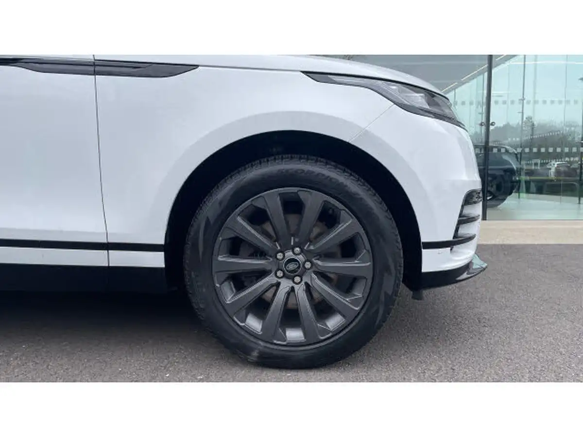 2022-land-rover-range-rover-velar-20-d200-r-dynamic-se-big-7