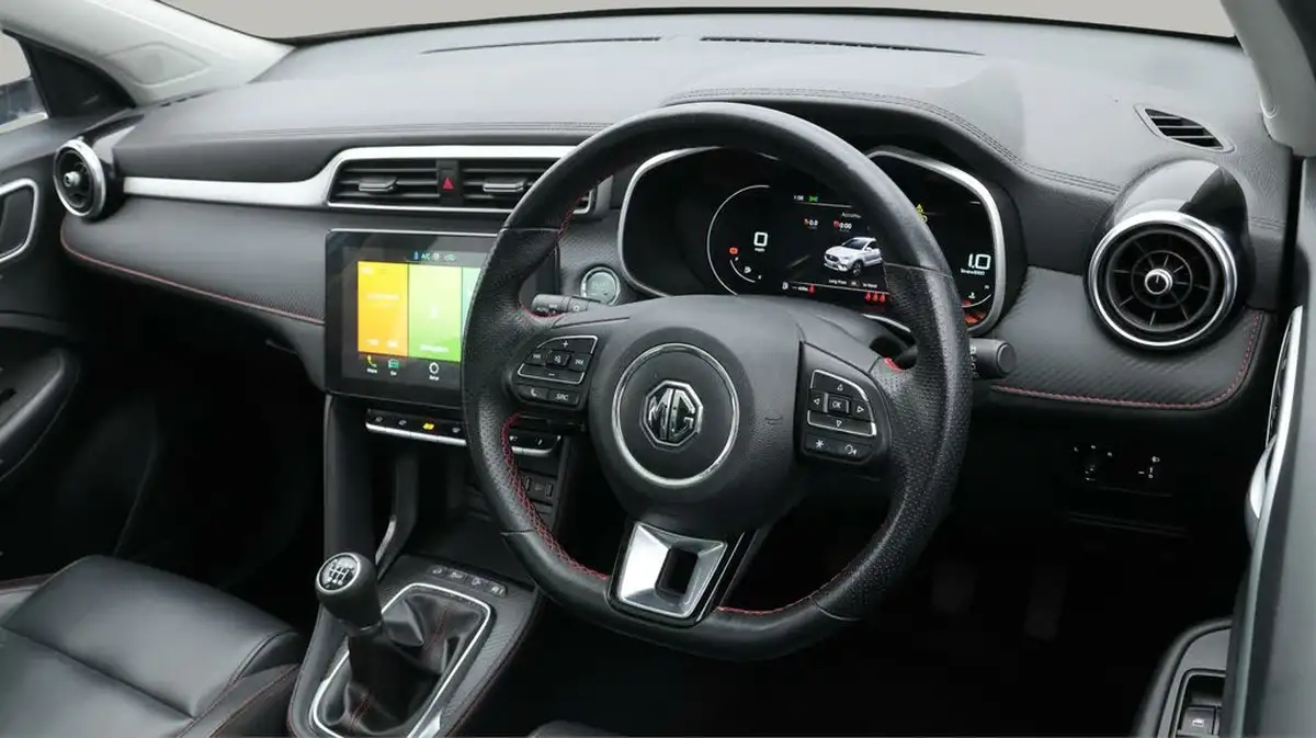 2021-mg-zs-suv-10t-gdi-exclusive-big-9