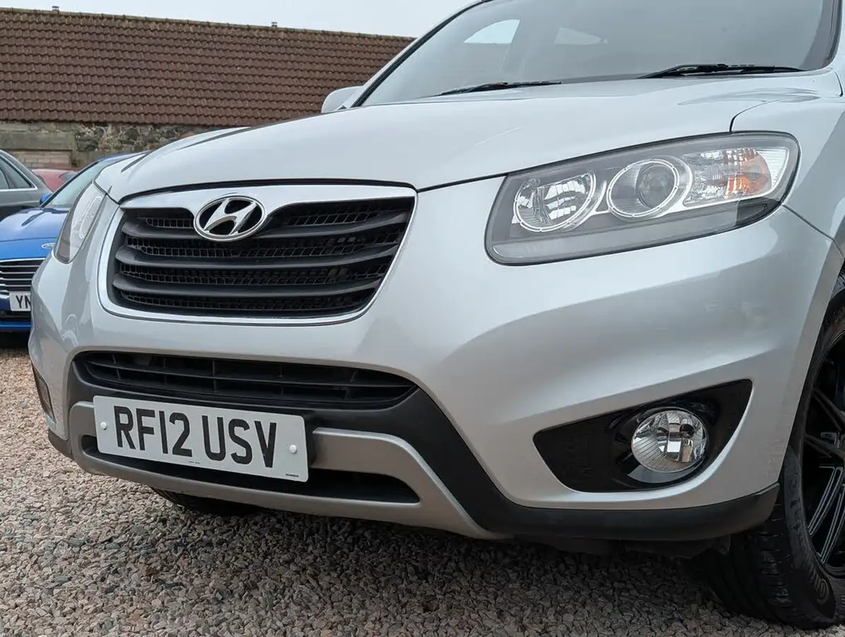 2012-hyundai-santa-fe-22td-premium-7st-big-5