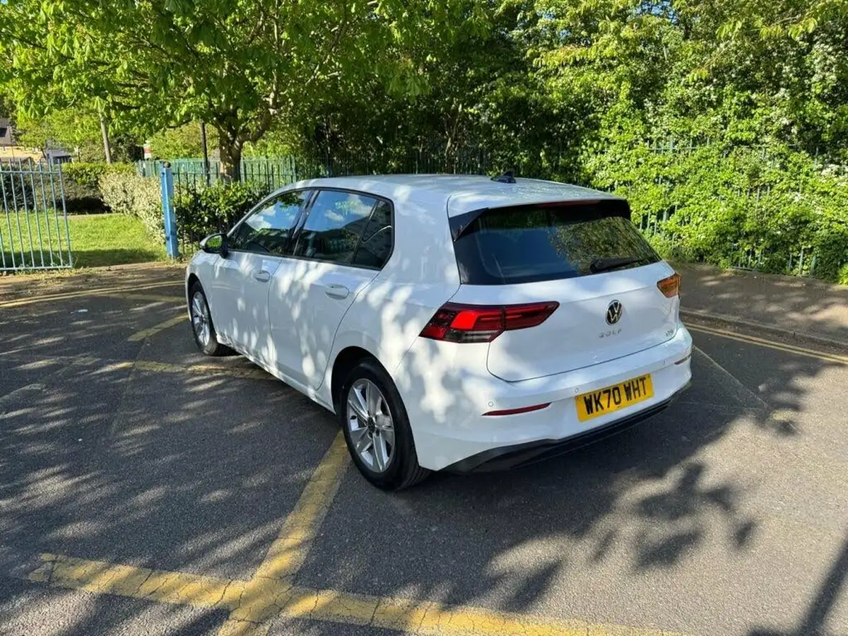 2021-volkswagen-golf-15-etsi-life-150ps-hatchback-big-6