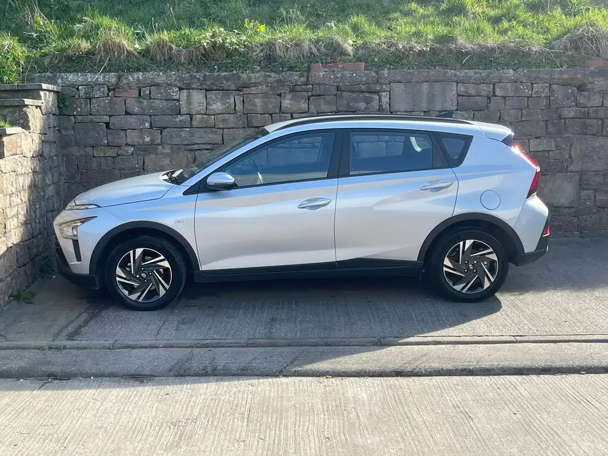 2022-hyundai-bayon-10-t-gdi-se-connect-big-21