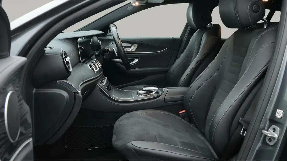 2020-mercedes-benz-e-class-20d-e300de-amg-line-premium-eq-power-estate-5d-big-14