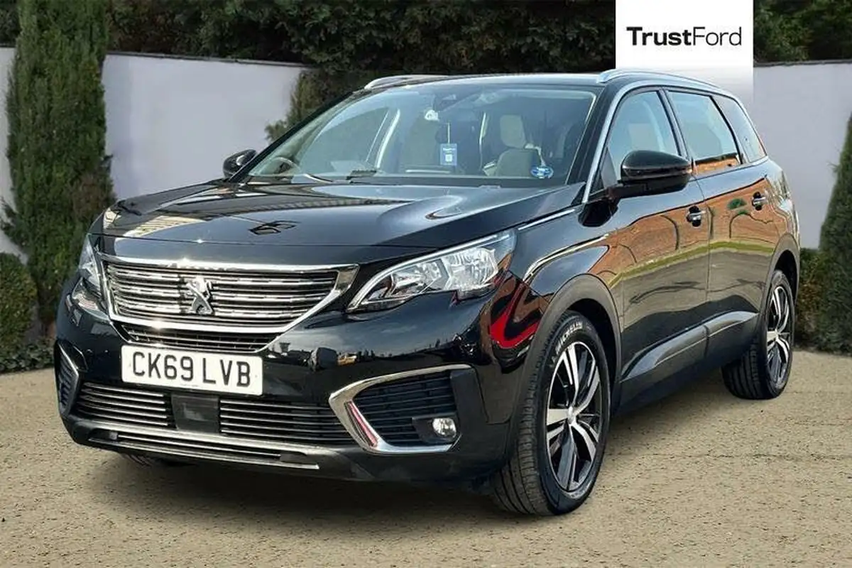 2019-peugeot-5008-suv-15-bluehdi-active-big-4