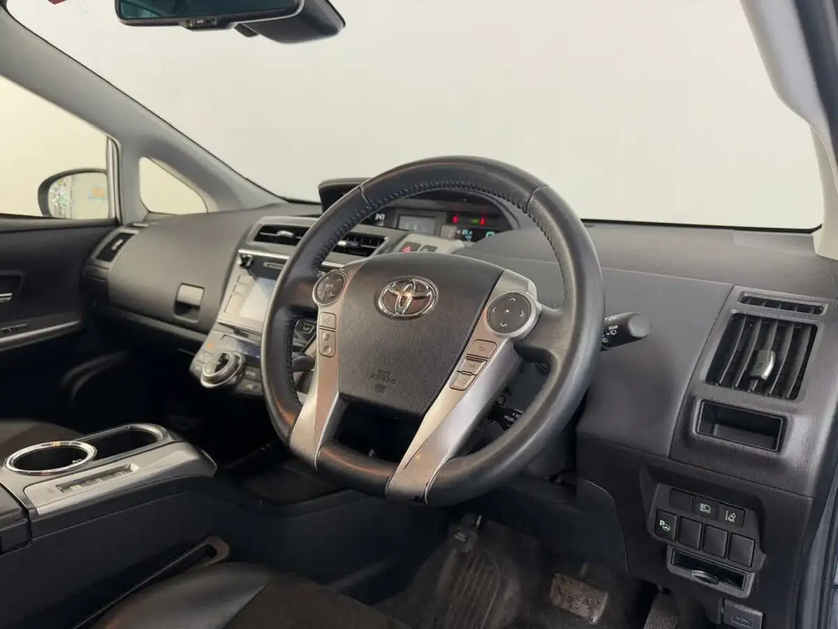 2020-toyota-prius-18-vvt-i-excel-big-8