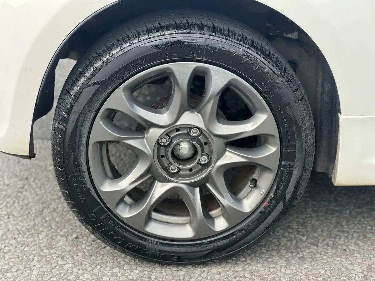 2015-fiat-500-12-s-big-30
