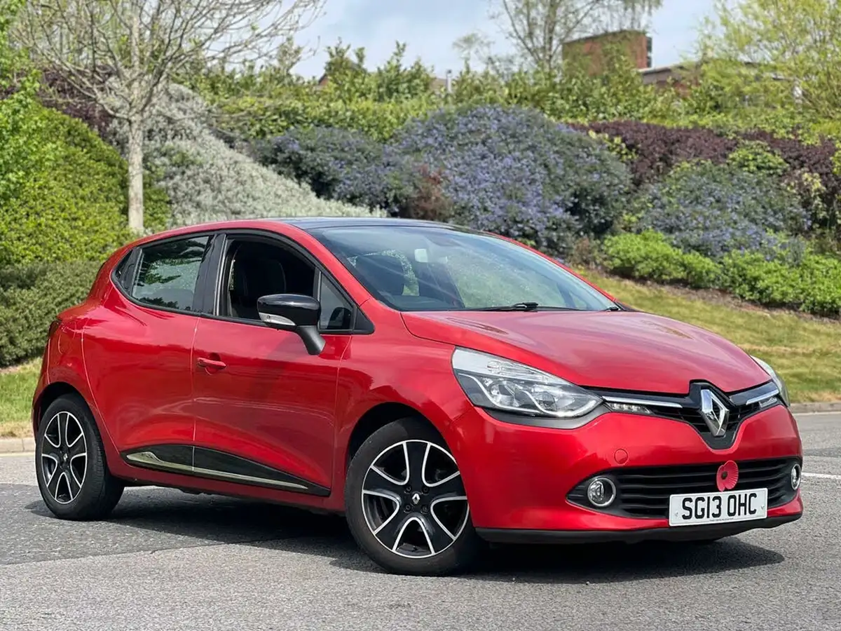 2013-renault-clio-09-dynamique-big-0
