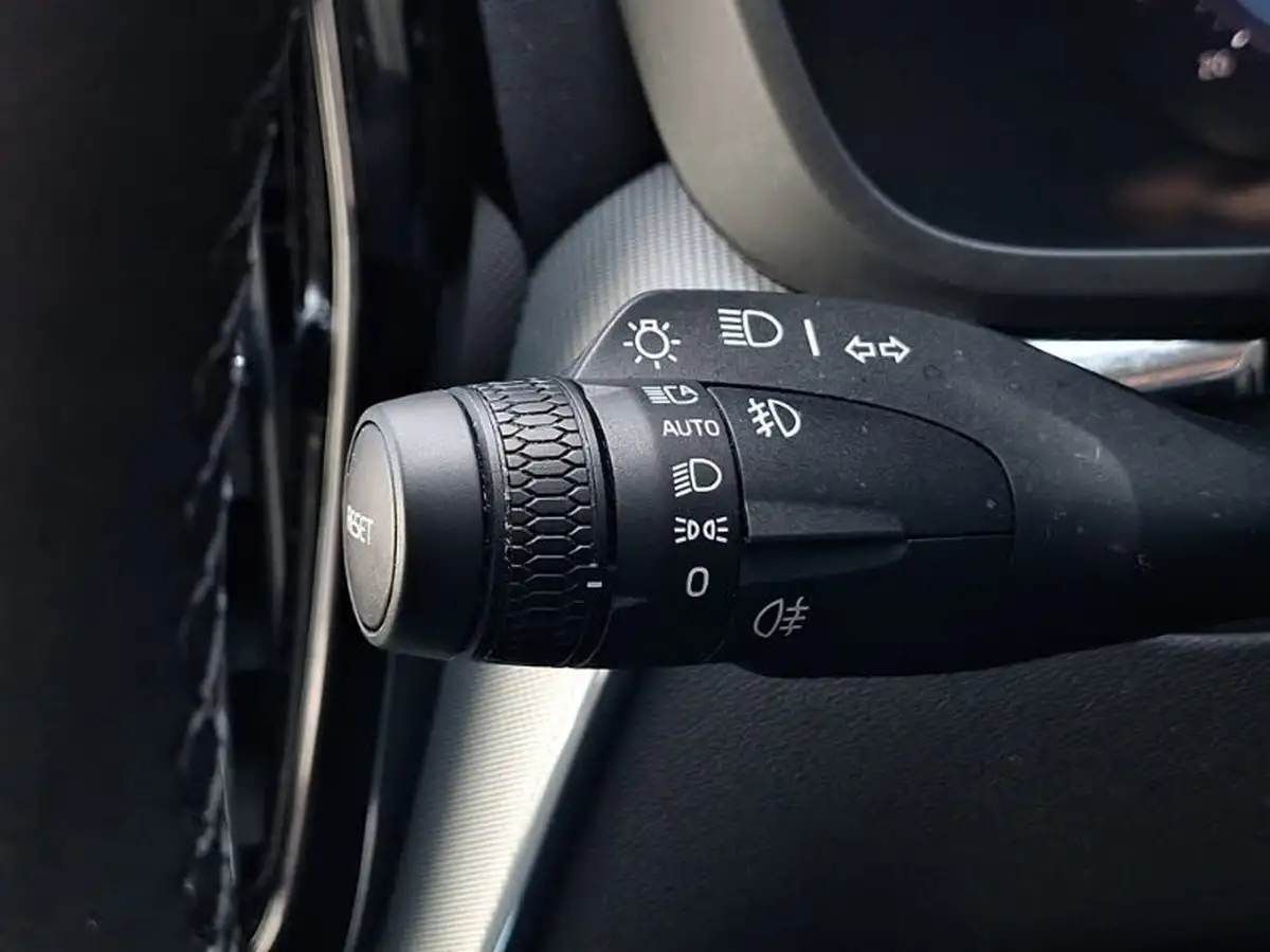 2023-volvo-xc60-20td-b4-plus-big-15