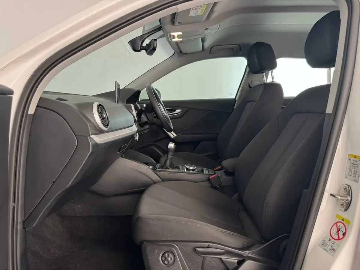 2023-audi-q2-10-30-tfsi-technik-big-10