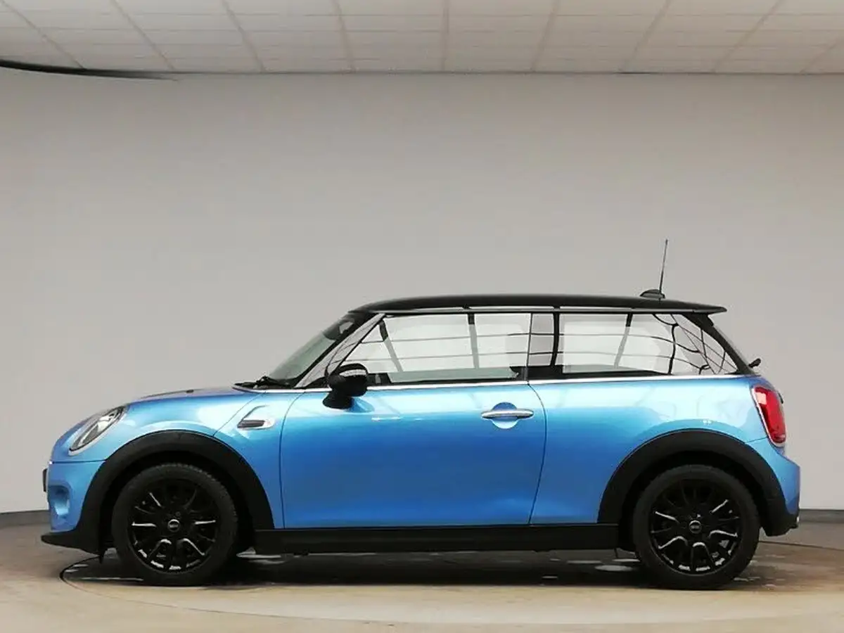2019-mini-cooper-15-cooper-classic-hatchback-3d-big-3