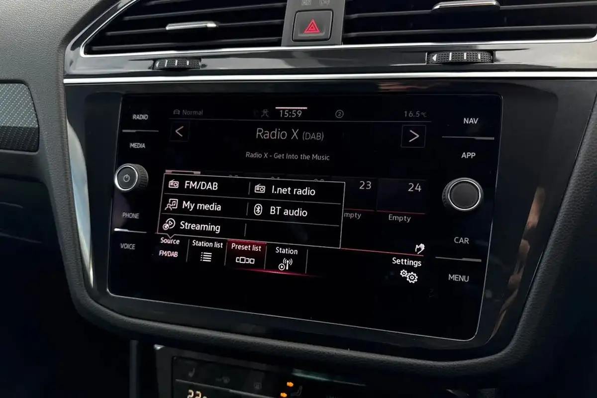 2022-volkswagen-tiguan-15-tsi-r-line-big-45
