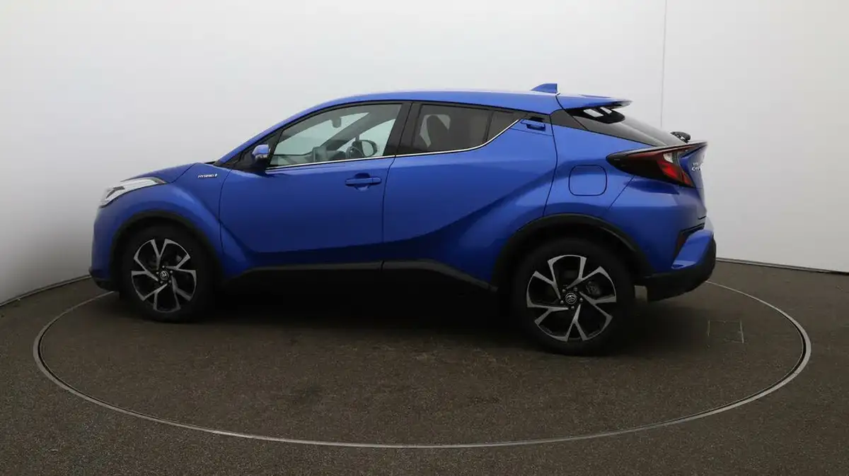 2021-toyota-c-hr-18-vvt-i-design-big-51
