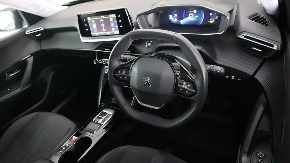 2022-peugeot-2008-suv-e-allure-premium-big-8