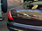 2019-jaguar-xj-series-30td-xj-portfolio-lwb-small-51