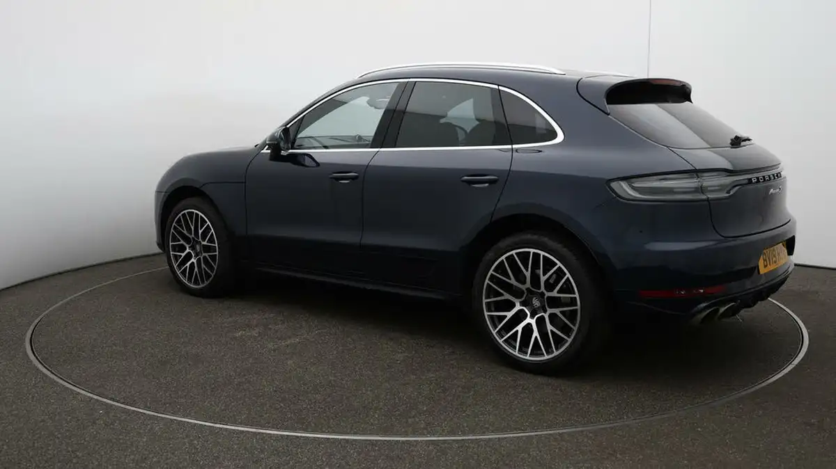 2019-porsche-macan-30-v6-s-big-27