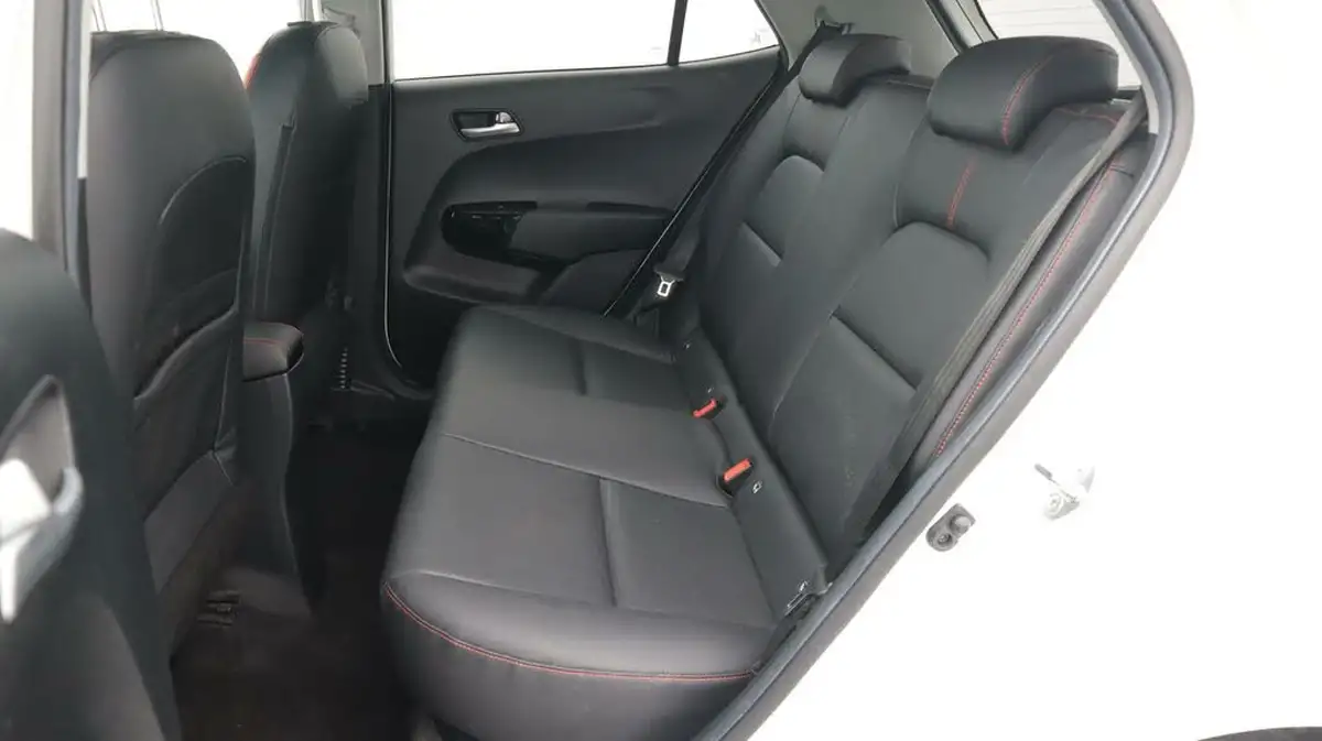 2022-kia-picanto-10-t-gdi-gt-line-big-16