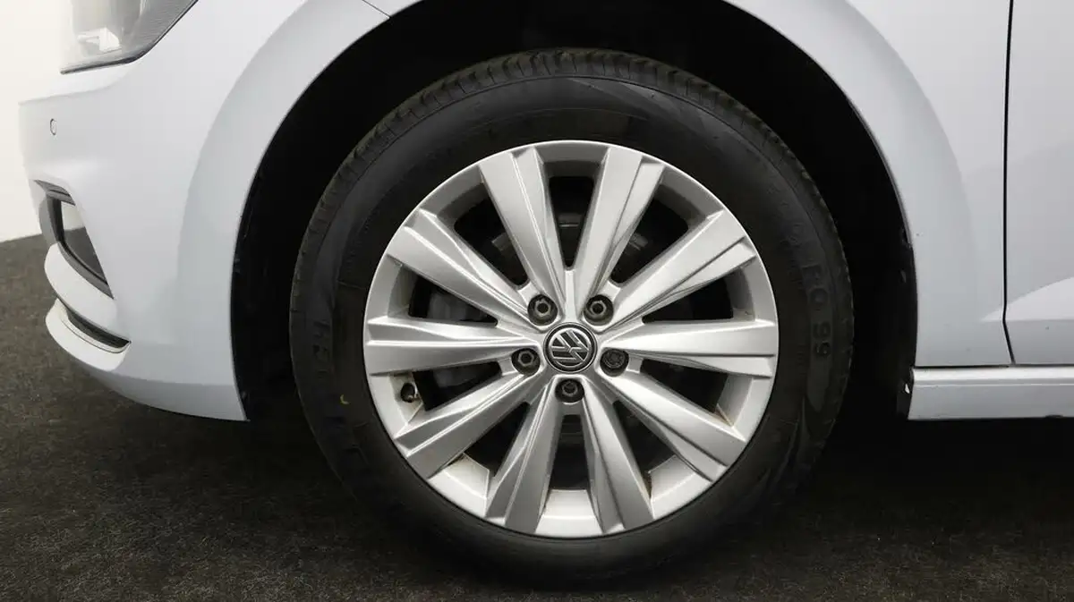 2021-volkswagen-polo-10-tsi-sel-115ps-big-17