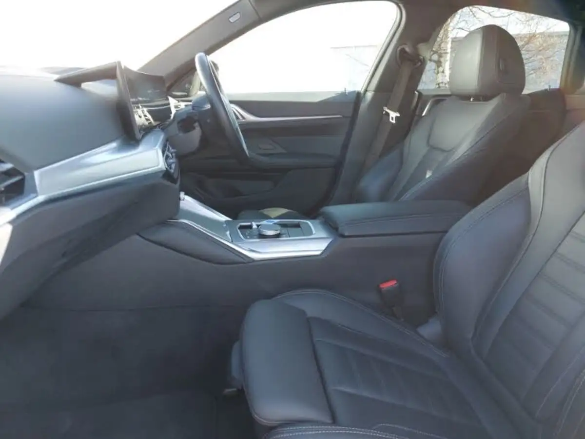 2023-bmw-i4-e-edrive40-m-sport-big-6