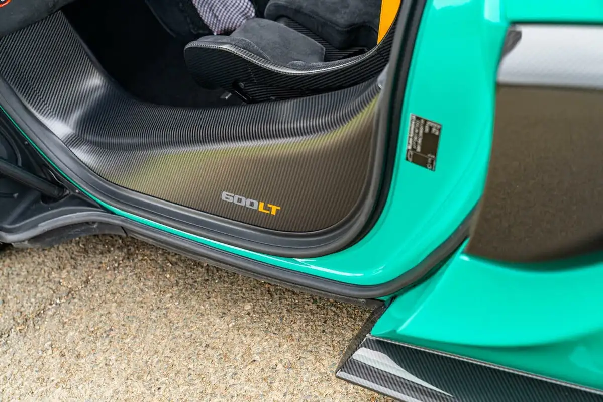 2019-mclaren-600lt-38-big-20