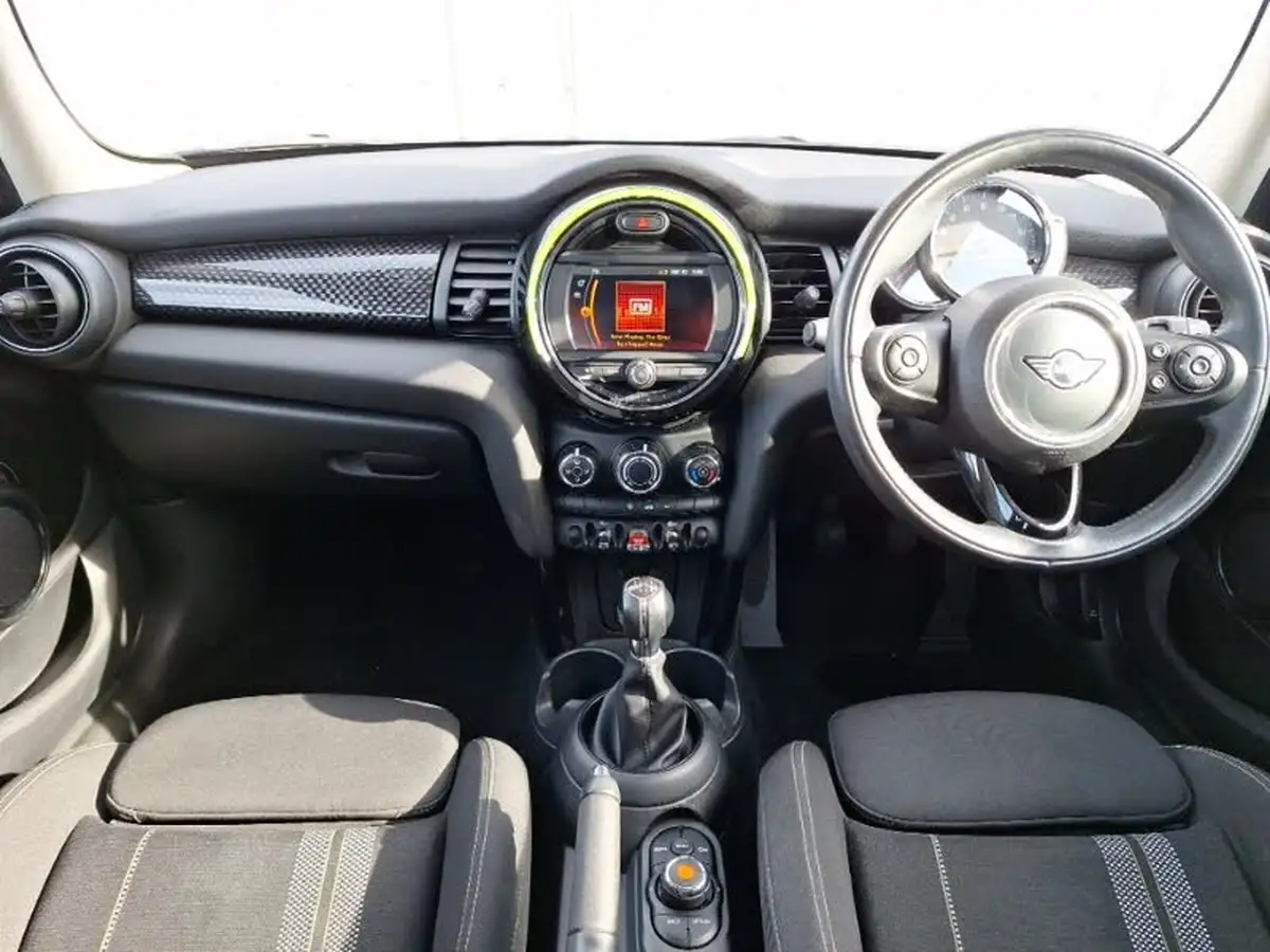 2019-mini-cooper-20-cooper-s-classic-189bhp-hatchback-5d-big-2