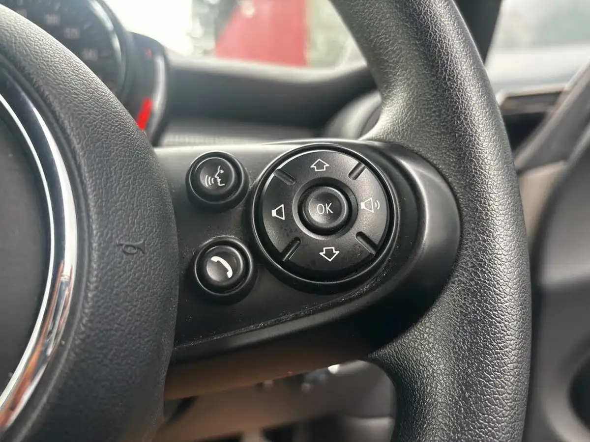 2018-mini-cooper-15-cooper-classic-ss-convertible-2d-big-30