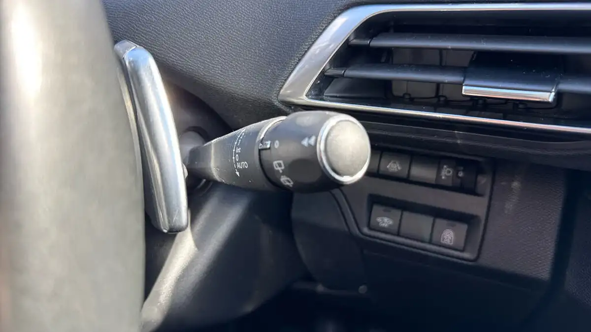 2022-peugeot-3008-suv-12-puretech-allure-premium-eat8-big-27