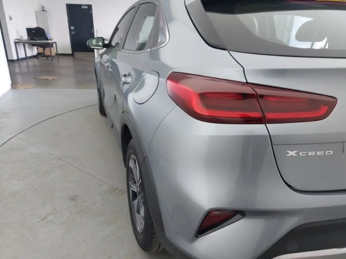 2022-kia-xceed-10-t-gdi-2-big-13