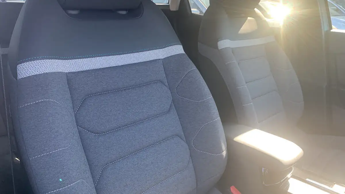 2023-citroen-c4-e-c-series-edition-big-41