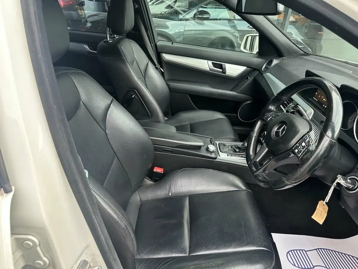 2012-mercedes-benz-c-class-21td-c250-cdi-sport-21cdi-blue-f-saloon-4d-7g-tronic-big-8