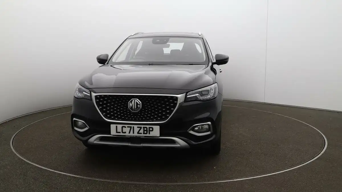 2021-mg-hs-15t-gdi-exclusive-162ps-big-33