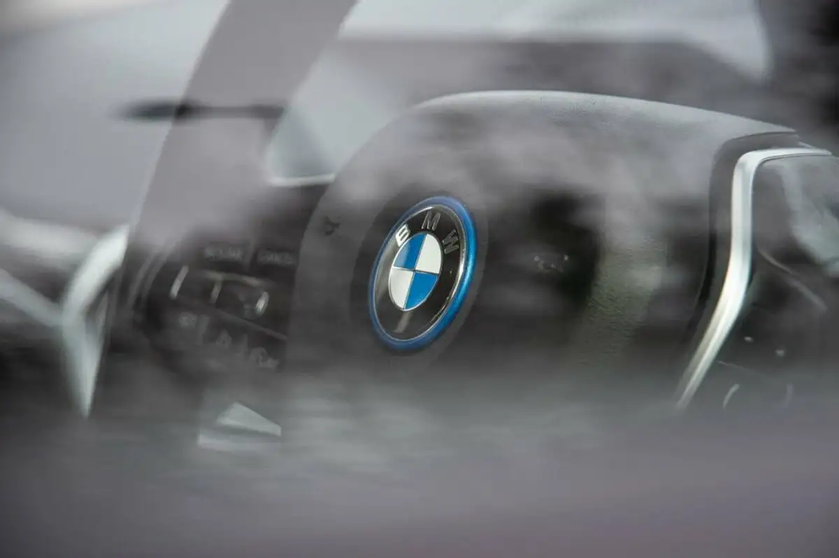 2021-bmw-3-series-20-330e-se-pro-touring-5d-big-8