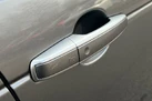 2020-land-rover-discovery-30-sd6-hse-luxury-small-22