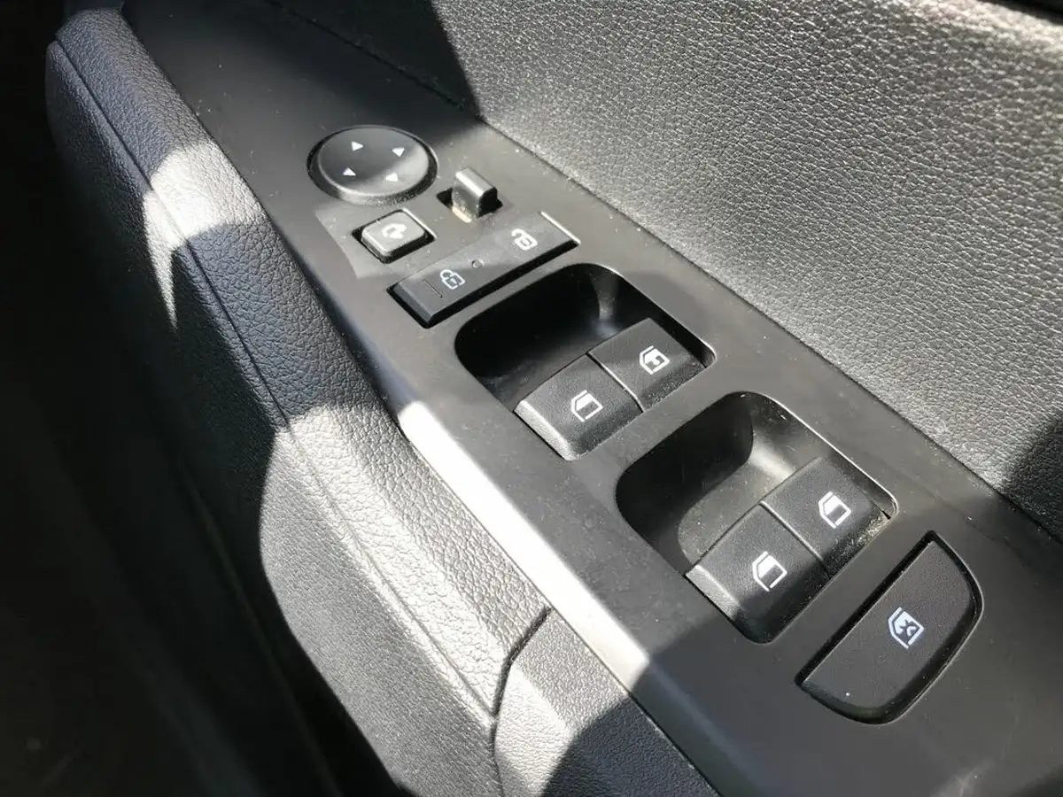 2023-kia-sportage-16-t-gdi-2-148bhp-big-26