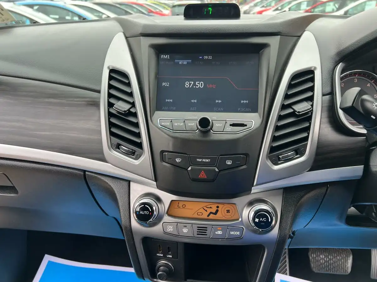 2016-kgm-ssangyong-korando-22td-elx-auto-big-21