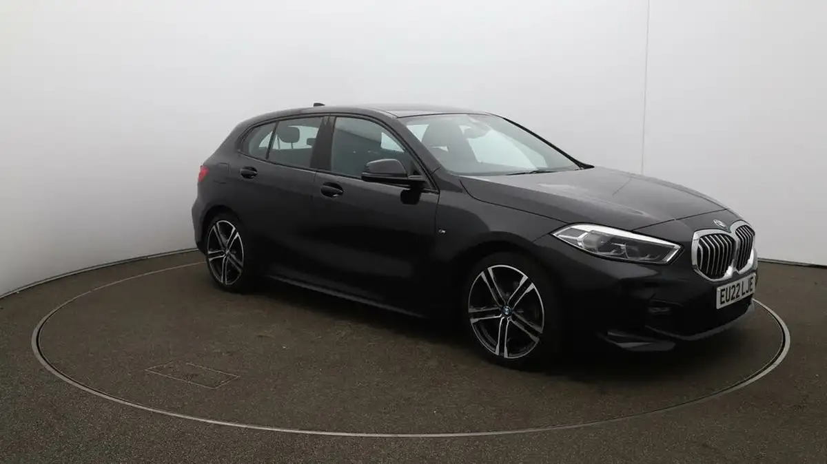 2022-bmw-1-series-15-118i-m-sport-lcp-big-37