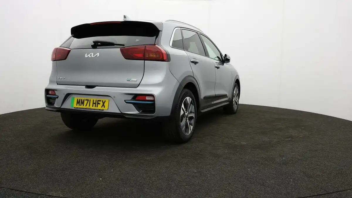 2022-kia-e-niro-ev-2-64-big-74