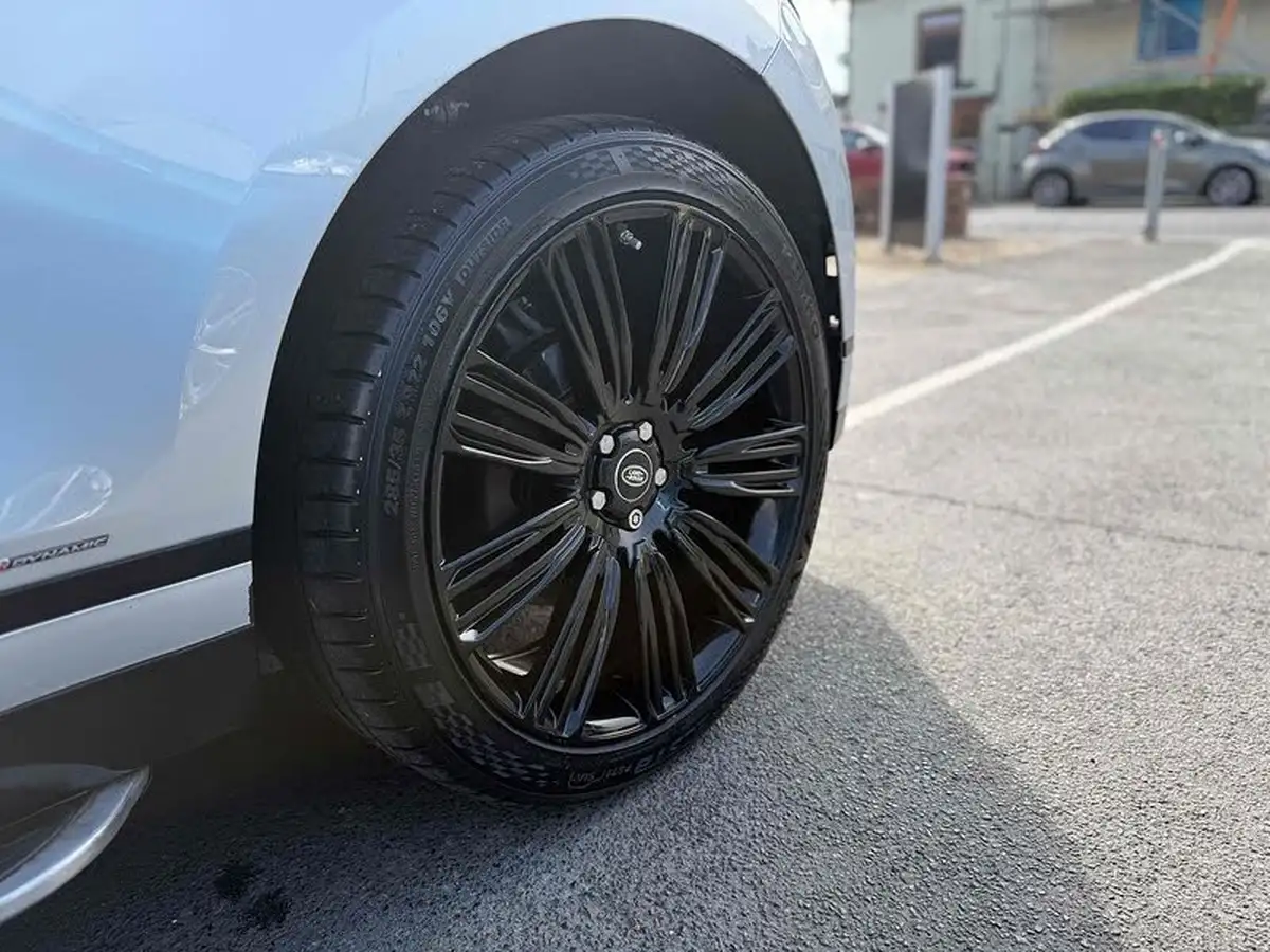 2017-land-rover-range-rover-velar-20-d180-r-dynamic-s-big-9