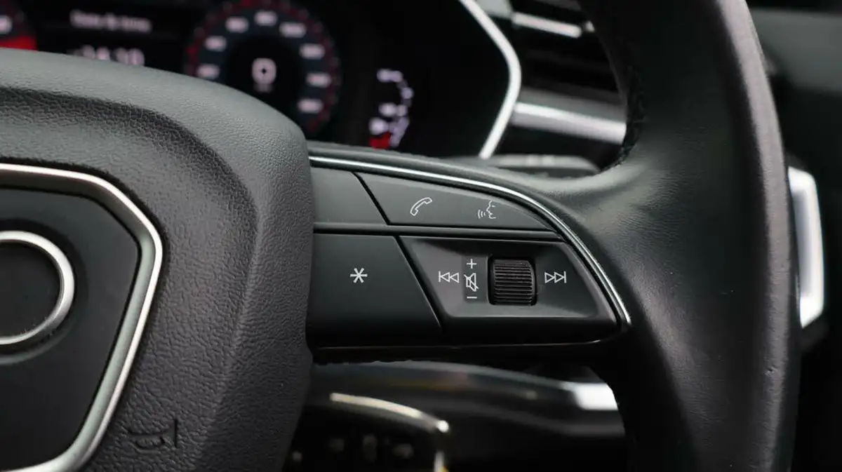 2022-audi-q3-15-35-tfsi-cod-sportback-s-tronic-big-24