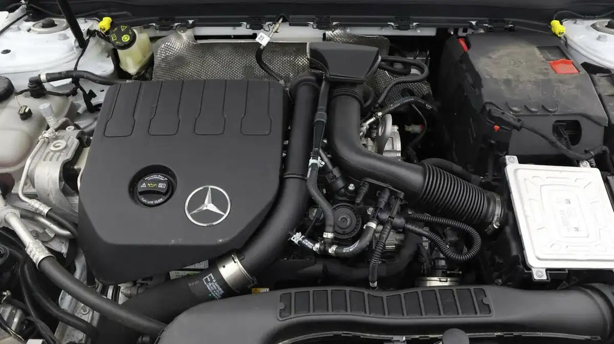 2022-mercedes-benz-a-class-13-a180-amg-line-executive-edition-saloon-4d-7g-dct-big-18
