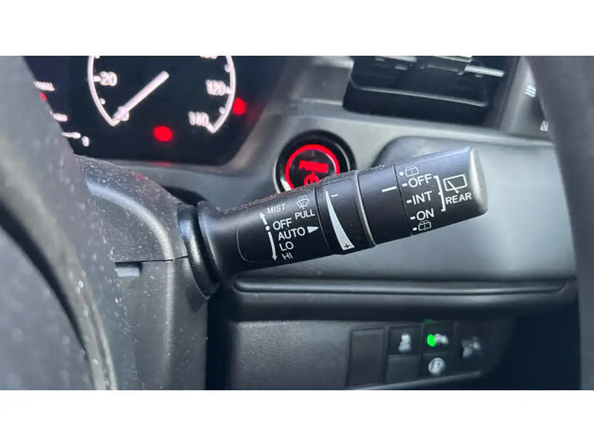 2023-honda-hr-v-15-i-mmd-elegance-big-29
