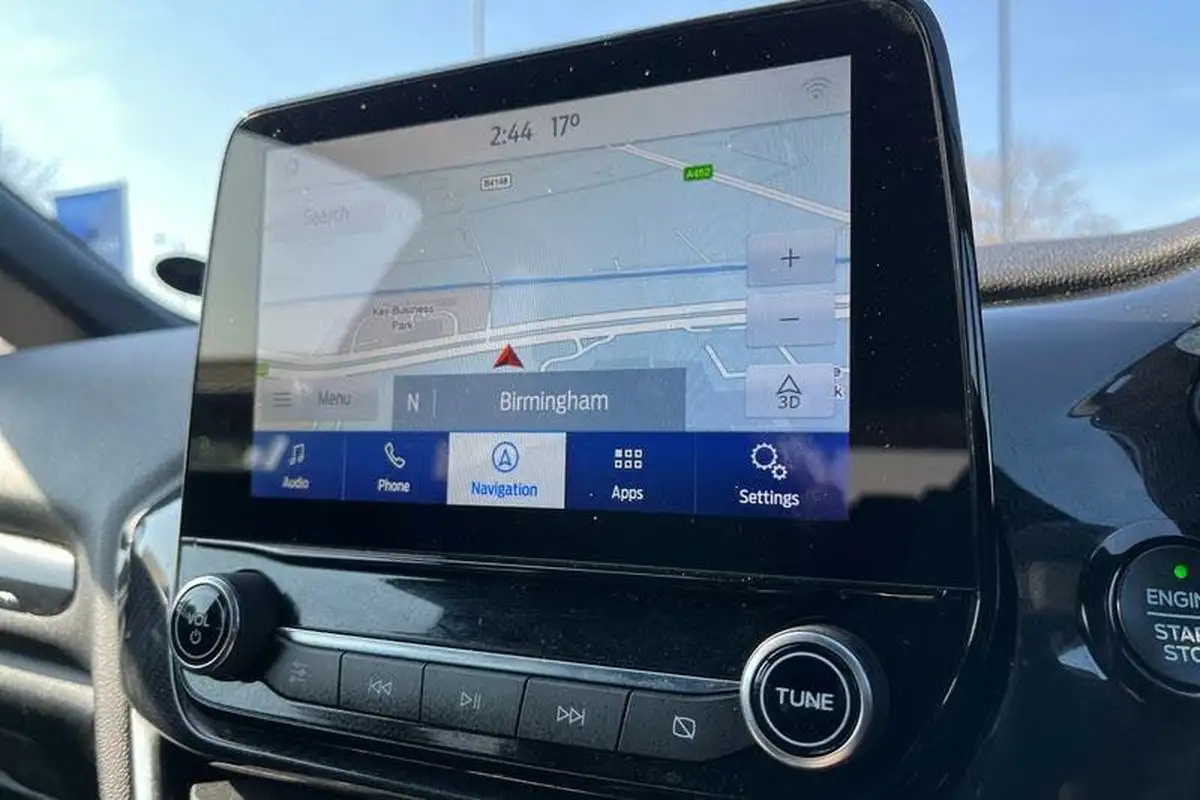 2023-ford-fiesta-big-24