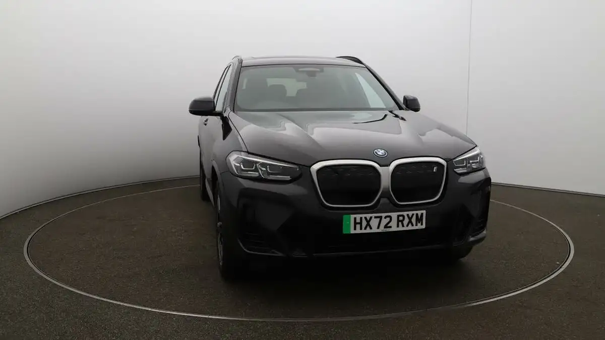 2022-bmw-ix3-e-m-sport-big-35