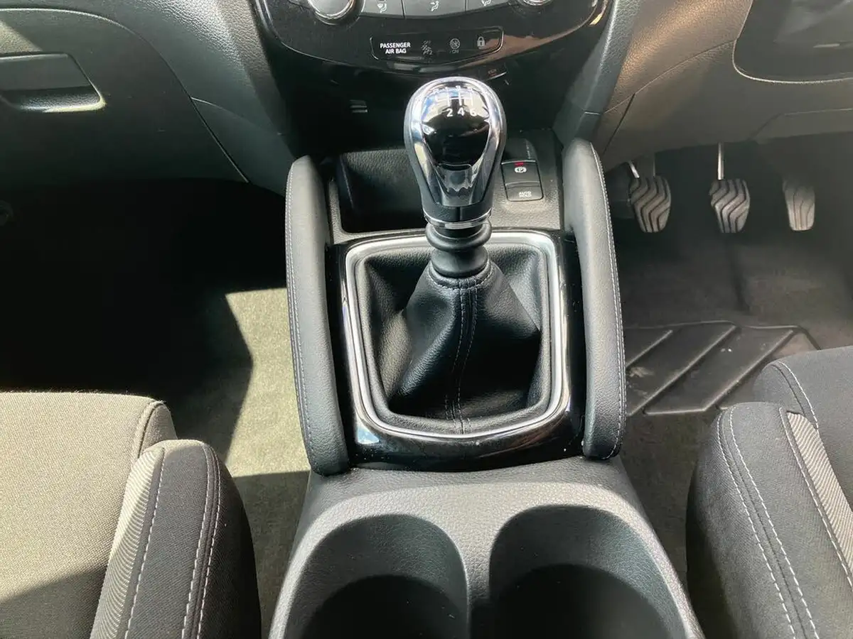 2021-nissan-qashqai-13-dig-t-n-connecta-140ps-big-16